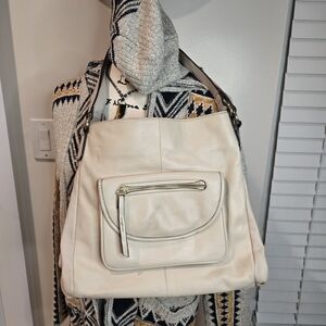 Liz Claiborne Cream Shoulder Bag with Front Pocket Genue Leathel 12 X 11 X 3.5"